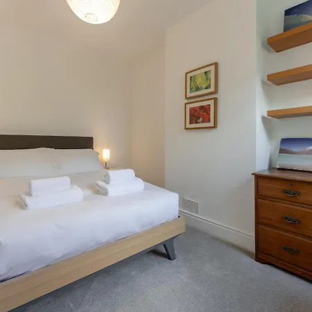 Nyaraló Bedminster Base - Living Made Easy Bristol