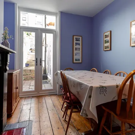 Bedminster Base - Living Made Easy * Bristol
